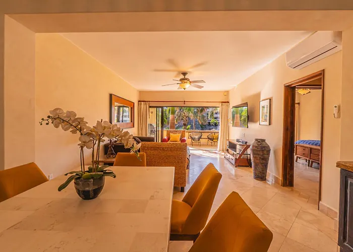 Elegant Pool View W/balcony| Walk| Hot Tub 4* Cabo San Lucas