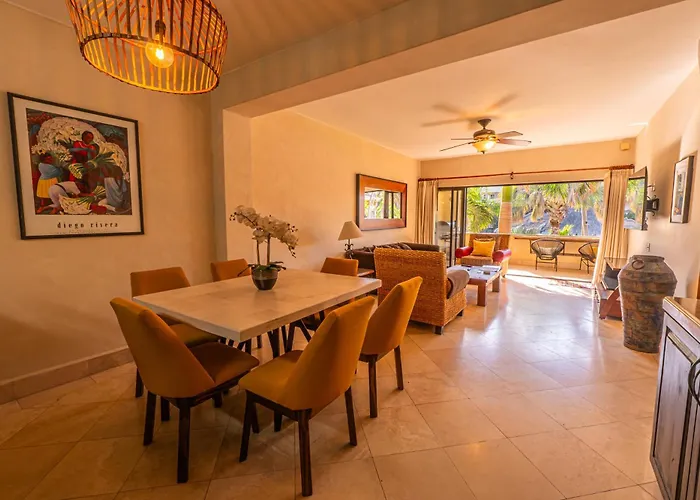 Elegant Pool View W/balcony| Walk| Hot Tub Cabo San Lucas