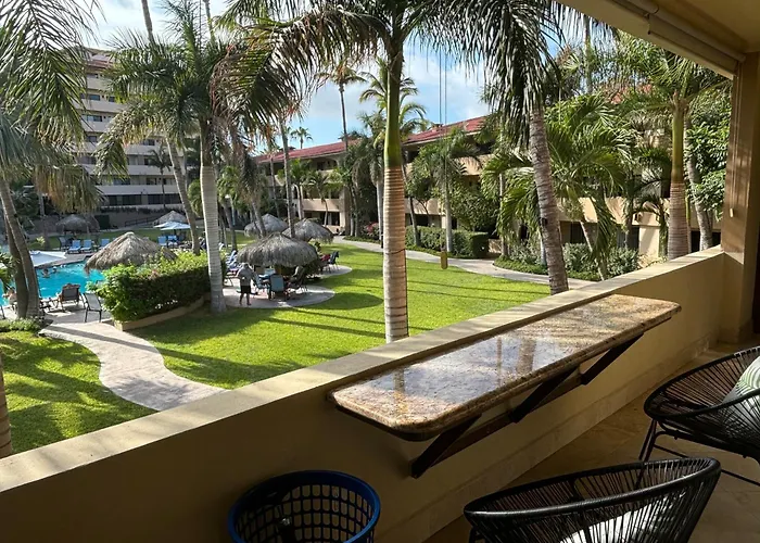 Apartahotel Elegant Pool View W/balcony| Walk| Hot Tub 4*